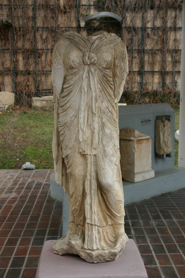 Marble statue of Isis